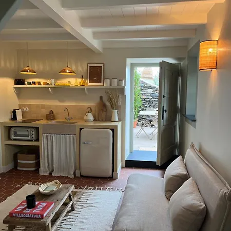 펜션 La Pausa - Authentic House In Liguria *